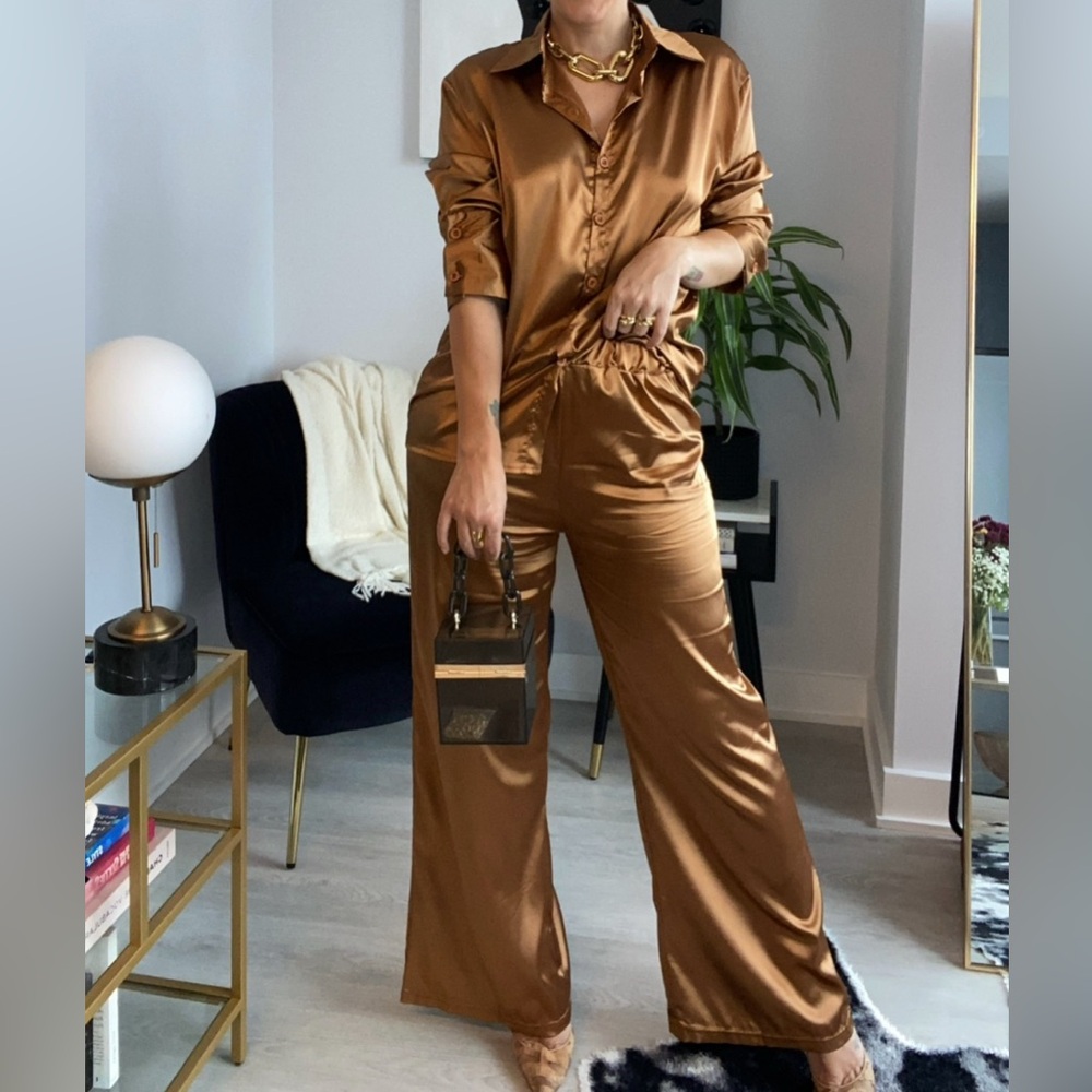 Satin Golden Brown Set